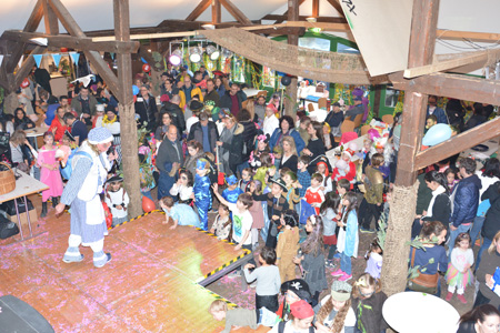 Thalwiler Fasnacht Chinderumzug | Kinderumzug 2019_10 Schützenhalle